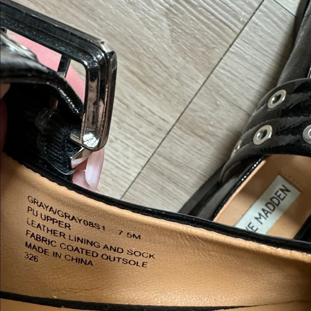 Steve Madden Black Double Buckle Flats - Picture 6 of 6